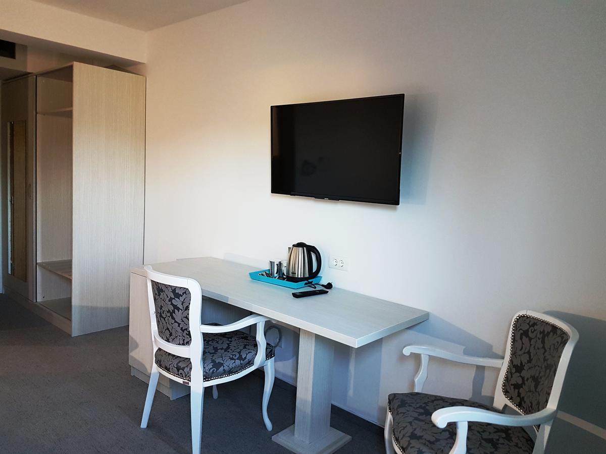 Hotel Sax Gracanica Gracanica  Luaran gambar